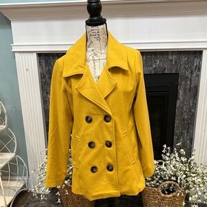 Chic Yellow Double-Breasted Pea Coat